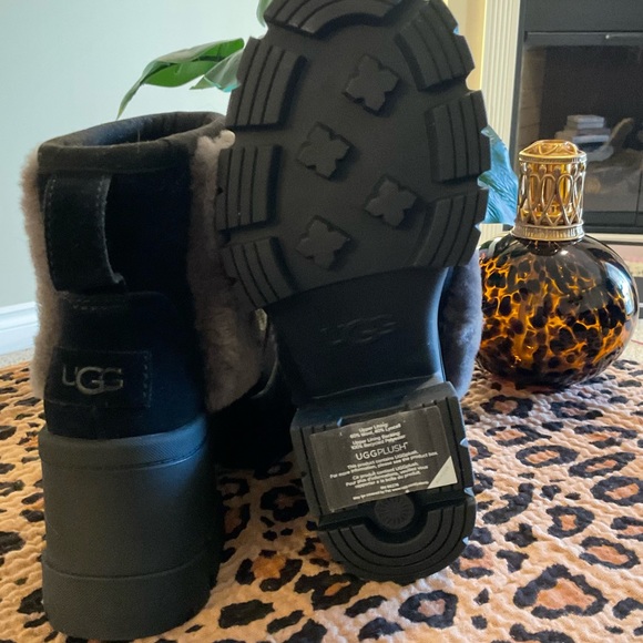 Ugg Brooklyn Sunburst Women’s Winter Boots - Picture 6 of 8